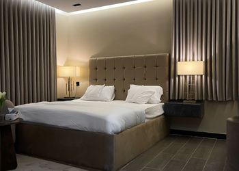 استديو بسرير ماستر ودخول ذاتي
