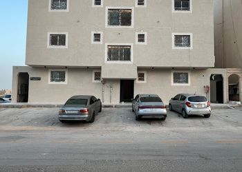 شقة بغرفة معيشة وغرفة نوم 