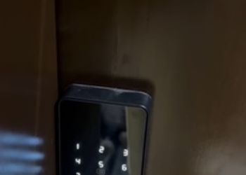 شقة بغرفتين نوم وصالة 