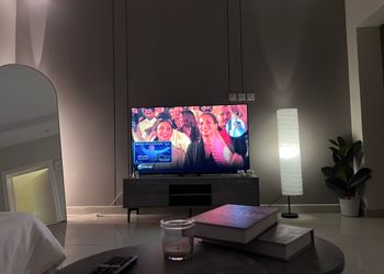 استديو بسرير ماستر وجلسة 