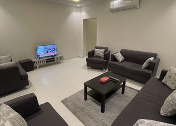 شقة بصالة وغرفتين نوم