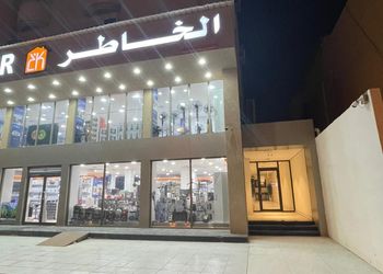 شقة بدخول ذاتي وغرفة نوم مريحة 
