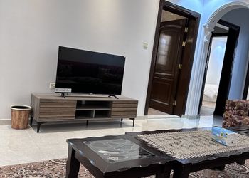شقه بغرفتين نوم وصاله ومجلس ارضي