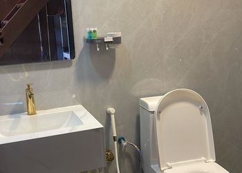 كوخ بأجواء ريفية وصالة مريحة