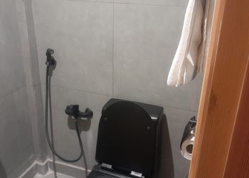كوخ بصالة جلوس وأجواء ريفية