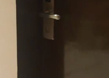 استديو هادئ بسرير ماستر 