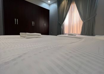 شقة فاخرة وواسعة بـ 4 غرف نوم
