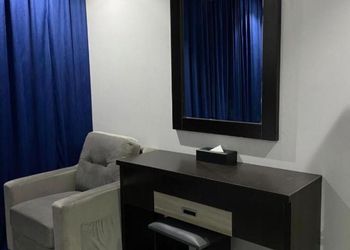 استديو بسرير ماستر وأثاث مريح 