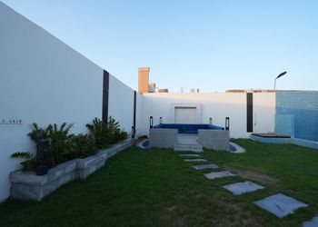 شالية بألعاب اطفال 