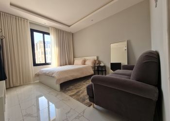 استديو هادئ بدخول ذاتي 