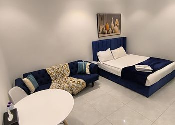 استديو بدخول ذاتي وتصميم هادئ 