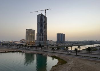 استديو هادئ بسرير ماستر 