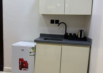 استديو هادئ بسرير ماستر 