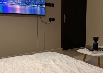 استديو بسرير ماستر