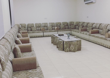 شاليه بمسطح اخضر و مسبح 