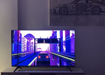 استديو بأثاث مريح وبسيط 