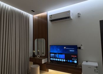 استديو بسرير ماستر وجلسة جانبية