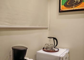 استديو بسرير ماستر وجلسة جانبية 