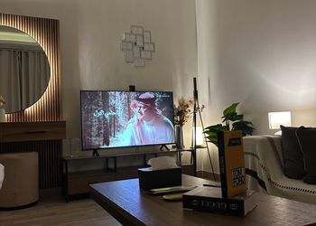استديو بسرير ماستر وجلسة جانبية 