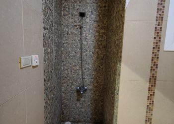 استديو بأثاث مريح وبسيط