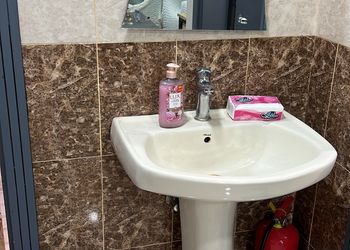 شقة بغرفة نوم وصالة 