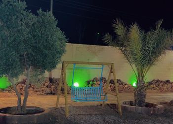 استراحة بمجلس وجلسة خارجية 