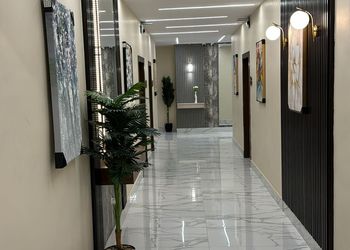 استديو بسرير ماستر وجلسة جانبية 