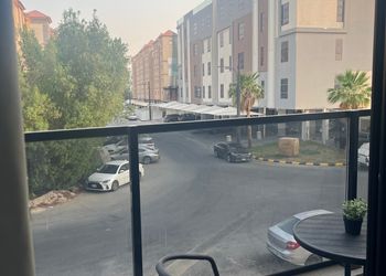 شقة بصالة وغرفة نوم