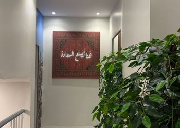 شقة بغرفتين نوم وصالة ودخول ذاتي 