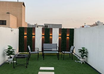 استديو بسرير ماستر وجلسة خارجية