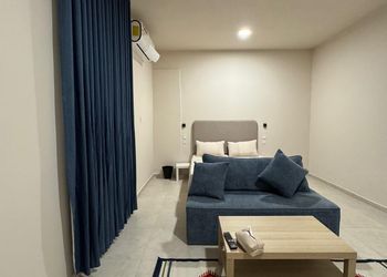 استديو بدخول ذاتي وسرير مريح 