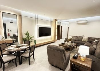 شقة ثلاث غرف نوم بتصميم مودرن