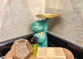 استديو بسرير ماستر وجلسة جانبية