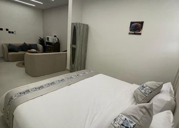 استديو بدخول ذاتي وتصميم هادئ 