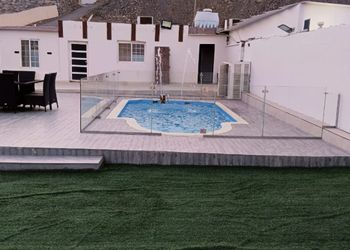 شاليه بمجلس وجلسة خارجية 