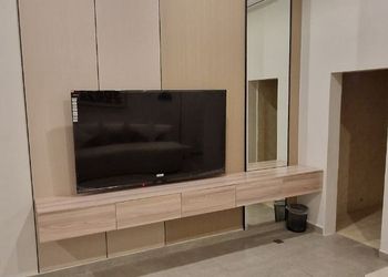 استديو بأثاث مريح وبسيط