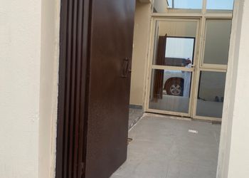استديو هادئ بسرير ماستر 