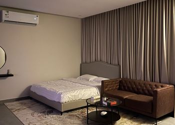 استديو بسرير ماستر ودخول ذاتي