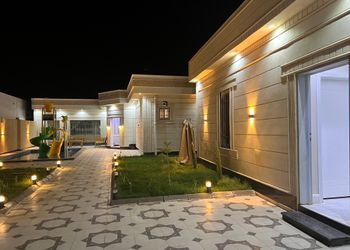 شالية بمسبح ألعاب مائية 