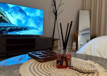 استديو بتصميم هادئ ومريح 