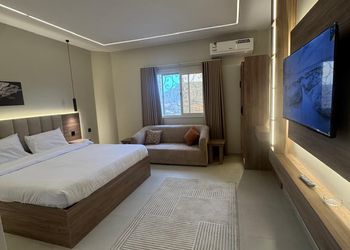 استديو بسرير ماستر دخول ذاتي
