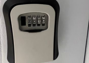استديو هادئ بسرير ماستر ومفرد