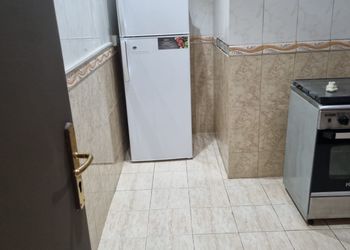 شقة بغرفتين نوم وصالة 