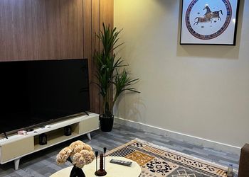 شقة بصالة جلوس ودخول ذاتي 