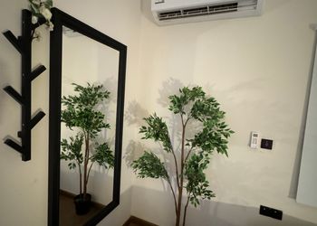 استديو هادئ بدخول ذاتي 