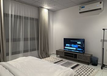 استديو بتصميم مودرن دخول ذاتي 