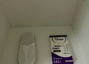 استديو بسرير ماستر وجلسة جانبية