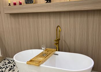 استديو هادئ بسرير ماستر 