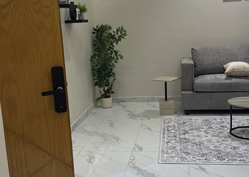 استديو بسرير ماستر