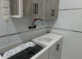 استديو بملحق خارجي